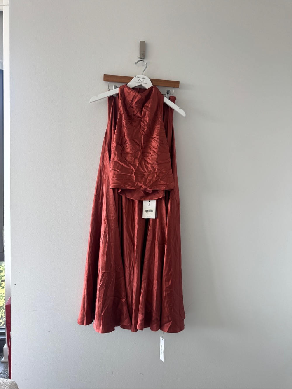 REFORMATION Sera Silk Set in Rosewood 6 - Picture 2 of 6